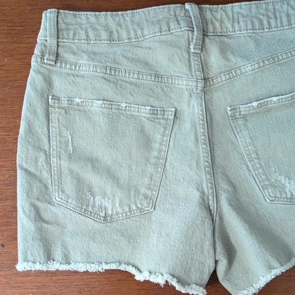 Universal Thread Light Olive Jean Shorts Frayed Hem - Picture 8 of 12